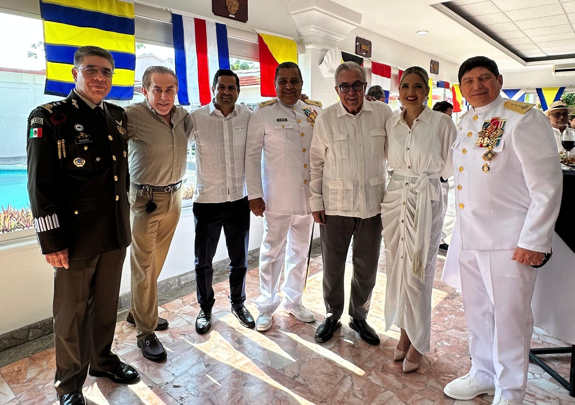 Ante la presencia de autoridades de la Marina, gobierno y empresarios, se realizó la Entrega de Mando de Armas de la Octava Región Naval en Mazatlán.