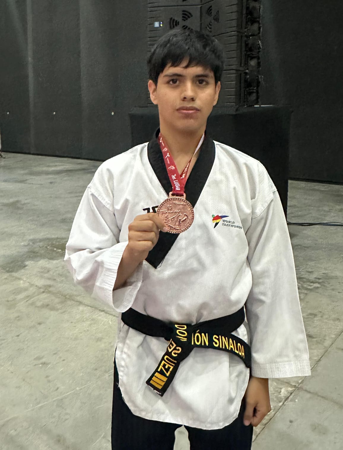 -	El presidente del Comité Municipal de Taekwondo, Juan Manuel Ortega Teutle, destaca el aumentó de los taekwondoínes mazatlecos que representan a Sinaloa en el encuentro de corte nacional, gracias a su posición en el ranking nacional  