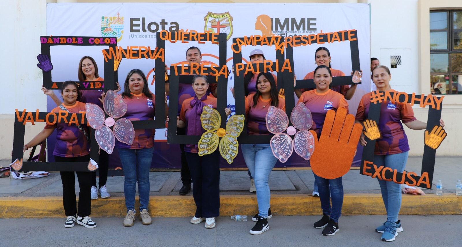 El presidente municipal de Elota, Richard Millán, encabezó una marcha con la cual se busca visibilizar y prevenir la violencia contra las mujeres y niñas