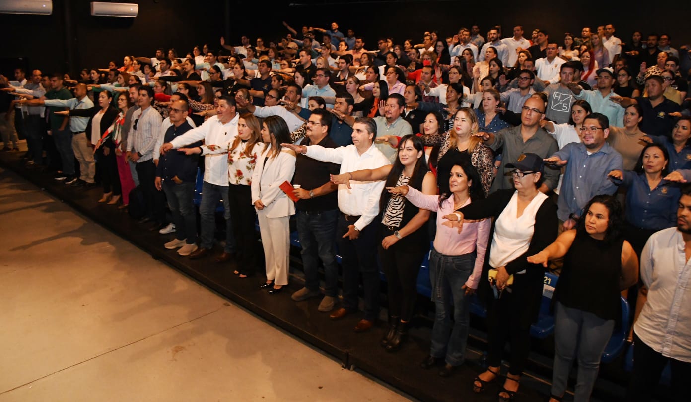 La Universidad Autónoma de Sinaloa (UAS), se suma a los 16 Días de Activismo contra la Violencia de Género, en este marco, se tomó protesta a 25 Comités promovidos por el Centro de Políticas de Género para la Igualdad entre Mujeres y Hombres, en la Unidad Regional Sur.