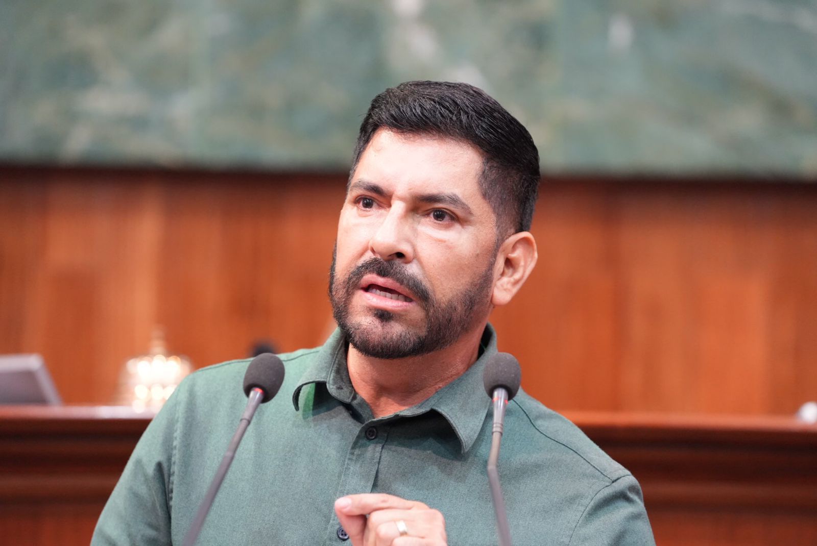 En el punto de Asuntos Generales de la Sesión Ordinaria de este martes en el Congreso del Estado, diputadas y diputados de diferentes grupos parlamentarios hicieron uso de la tribuna para debatir sobre la necesidad de extender el subsidio a las tarifas eléctricas y atender la crisis de inseguridad que afecta al estado.