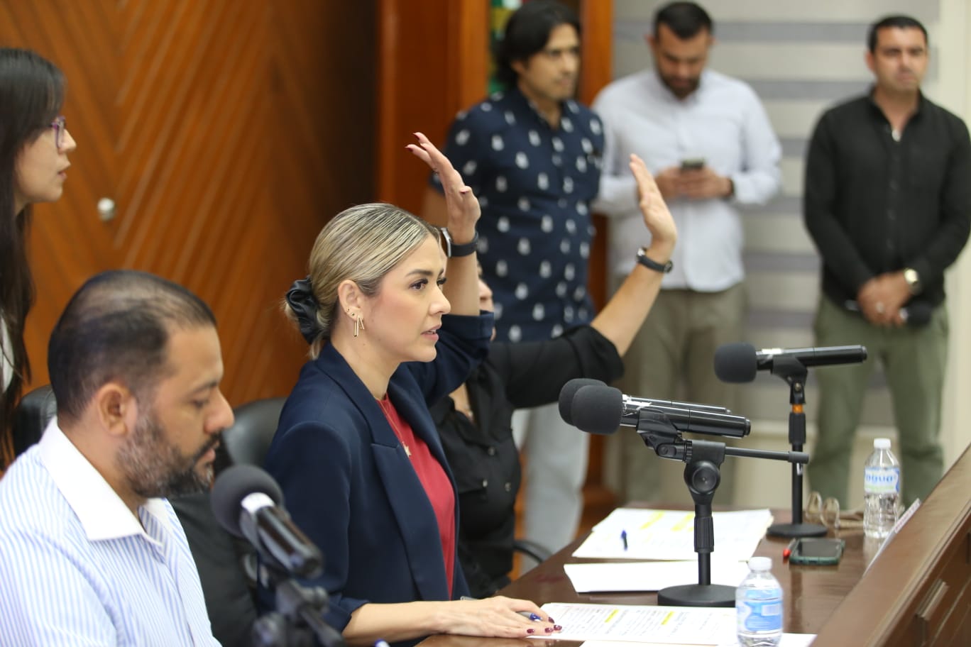 En sesión extraordinaria, el cuerpo del Honorable Cabildo vota a favor por la propuesta de la Comisión de Hacienda