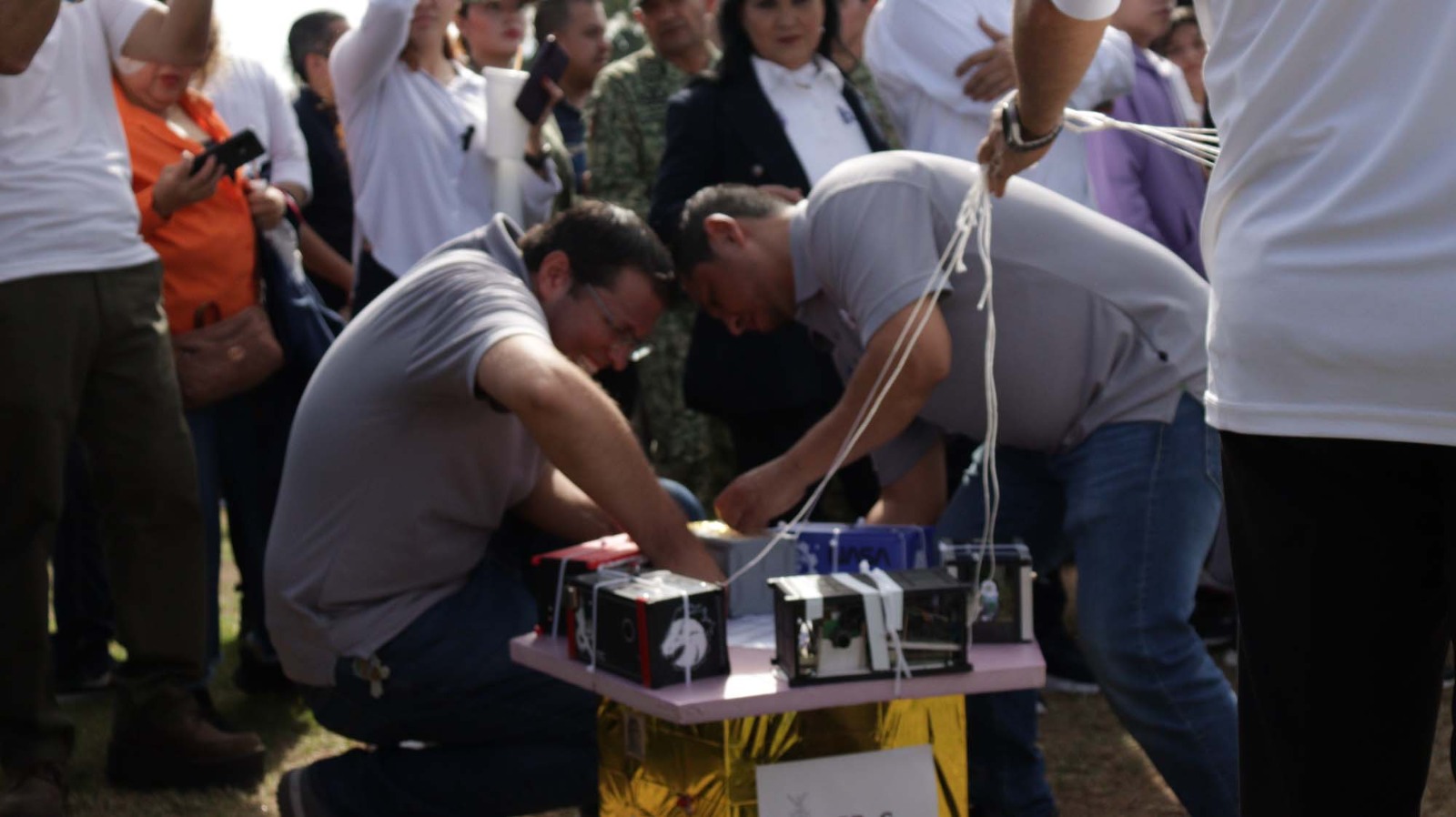 - Estudiantes de la UAS participan con éxito en la construcción y lanzamiento de los nano satélites en el programa “Culiacán al espacio por la paz”