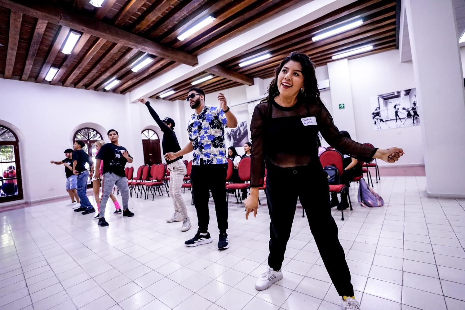 Alrededor de 140  niños y jóvenes participaron en la audición realizada este sábado en el Museo de la Música para seleccionar a los tripulantes de los carros alegóricos que desbordarán alegría y pasión por el baile durante los desfiles del Carnaval 