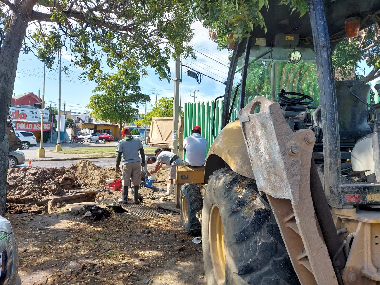 Se "caparon" los tornillos en la válvula de 4 pulgadas que controla el flujo hacia la Unidad Deportiva Juárez
