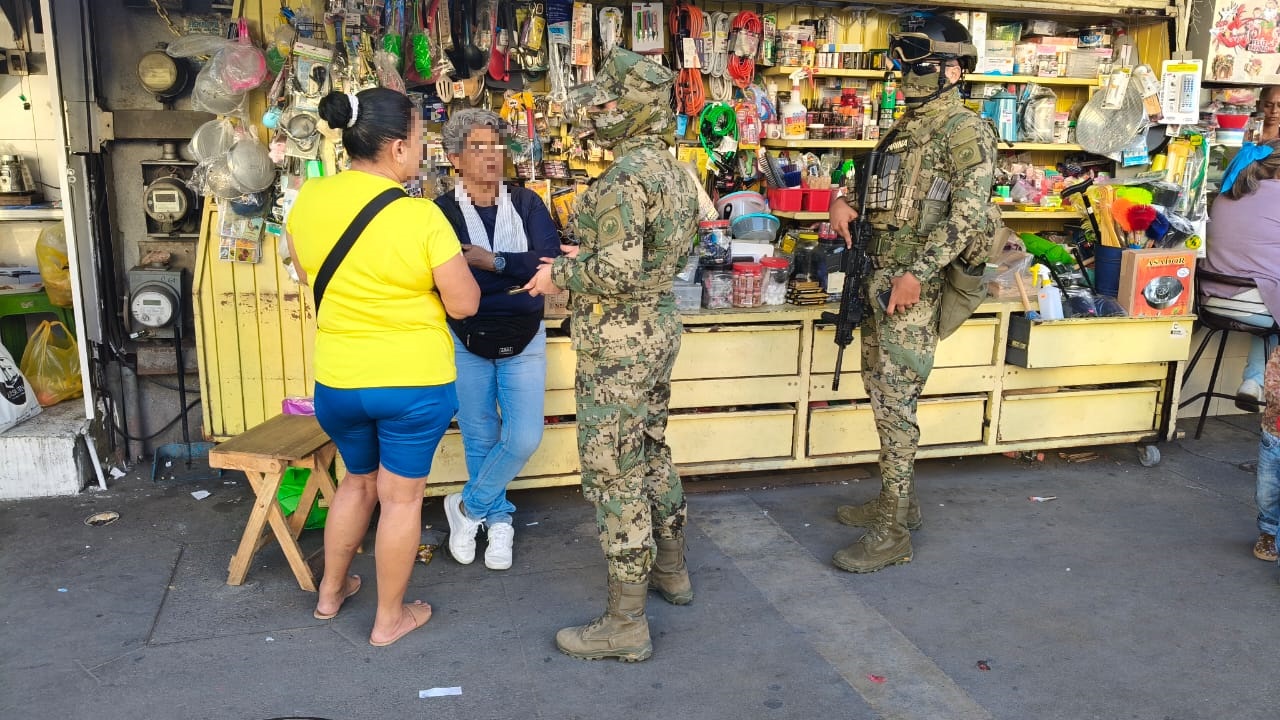 En Zona Dorada y Centro, Marina realiza diversos decomisos.
