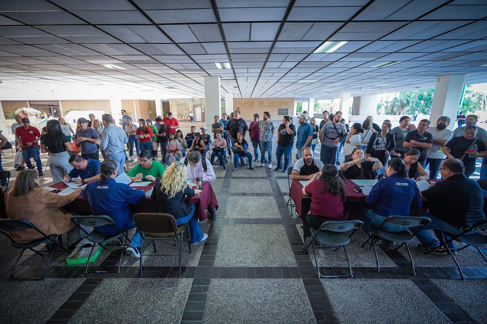 -	Gracias al anuncio del gobernador Rubén Rocha Moya de una nueva bolsa de 20 millones de pesos, el número de créditos disponibles ha aumentado a 800, lo que representa una inversión total de 40 millones de pesos para apoyar a más empresarios. 

