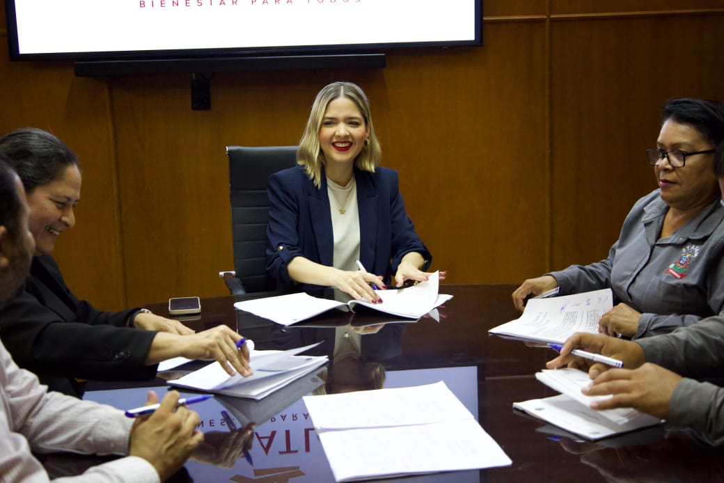 - Gobierno de Mazatlán y STASAM logran acuerdo en favor de las y los mazatlecos, con un manejo responsable de las finanzas del Municipio para 2025