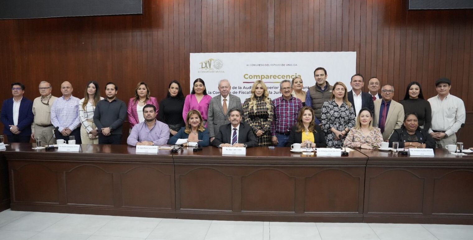 Diputadas y diputados de Morena, PVEM, PT, PAN, MC y PAS brindaron un reconocimiento a la Auditoría Superior del Estado (ASE) por su trabajo técnico y legal, al margen de tintes partidistas u otros intereses, e hicieron el compromiso de seguir mejorando las leyes que garanticen que los recursos públicos se ejerzan donde se deben ejercer.