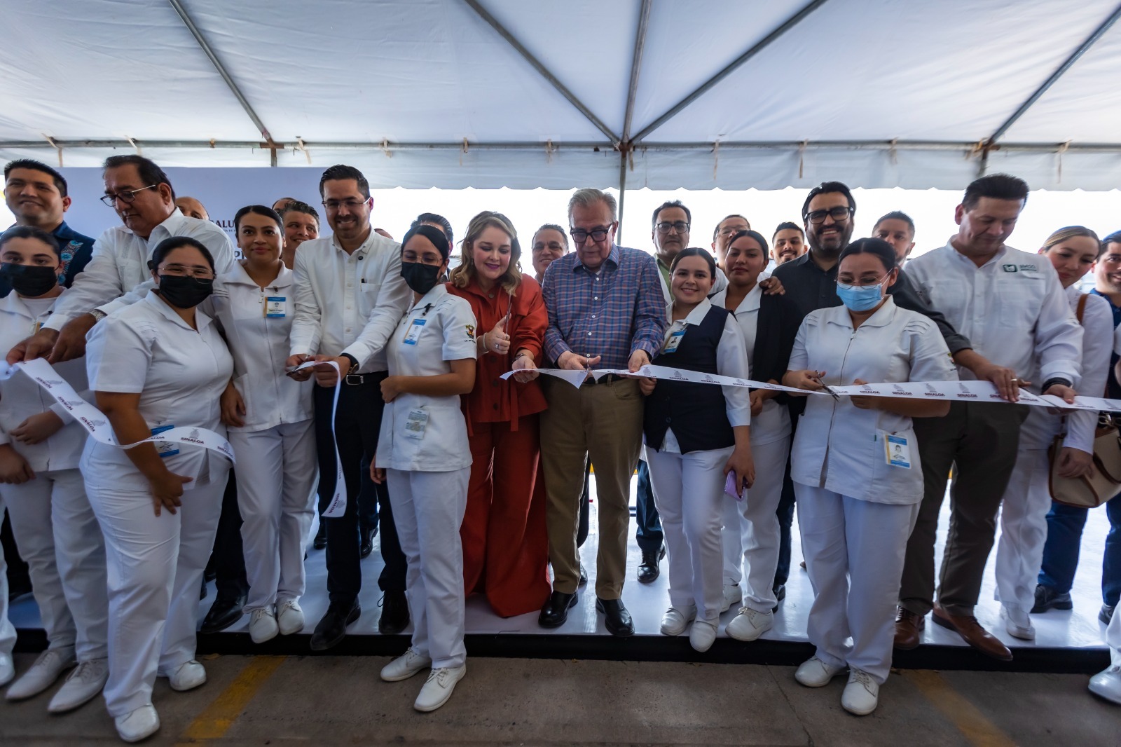 El Gobernador inauguró obras de ampliación en el Hospital Psiquiátrico de Sinaloa, con una inversión de 6.8 millones de pesos.