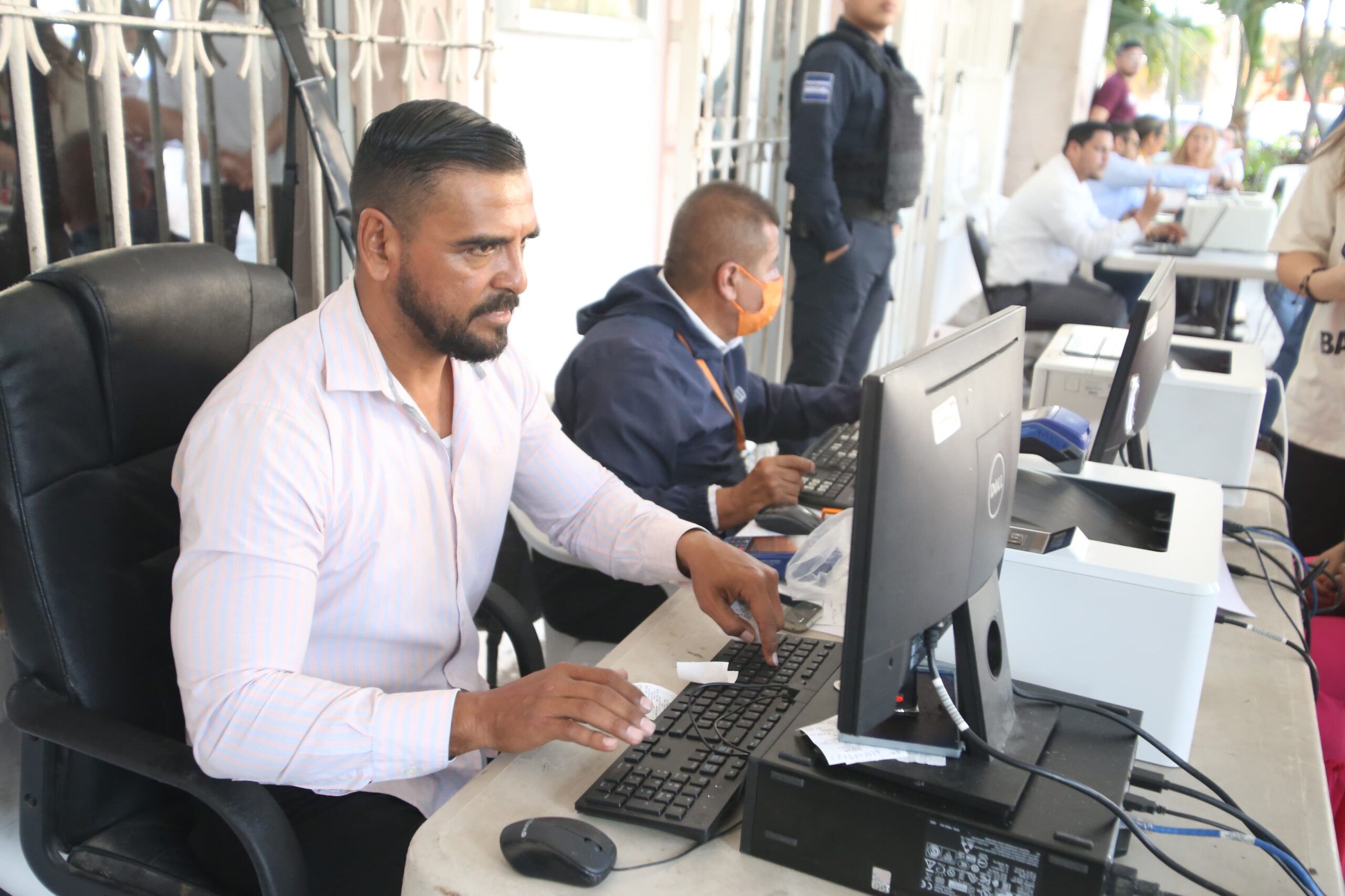 Ahora ya puedes pagar tu predial en línea y aprovechar los descuentos por pronto pago, que el Gobierno Municipal de Mazatlán puso en marcha del 1 de enero al 28 de febrero del presente año. 