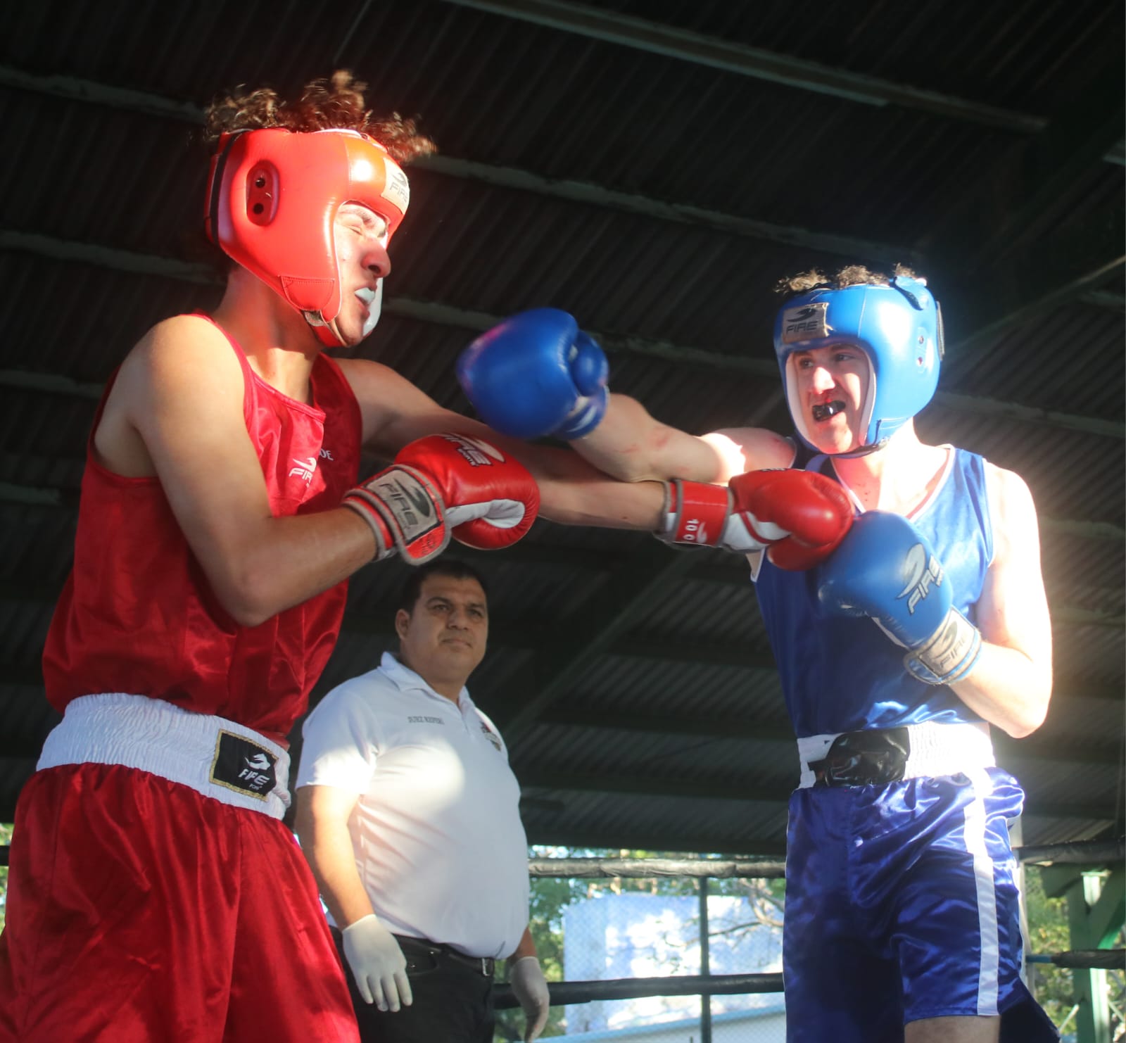 - Un total de 85 pugilistas patasalada se dan cita en el Gimnasio Infonavit Playas para conseguir su boleto y ratificarse como los mejores de su categoría