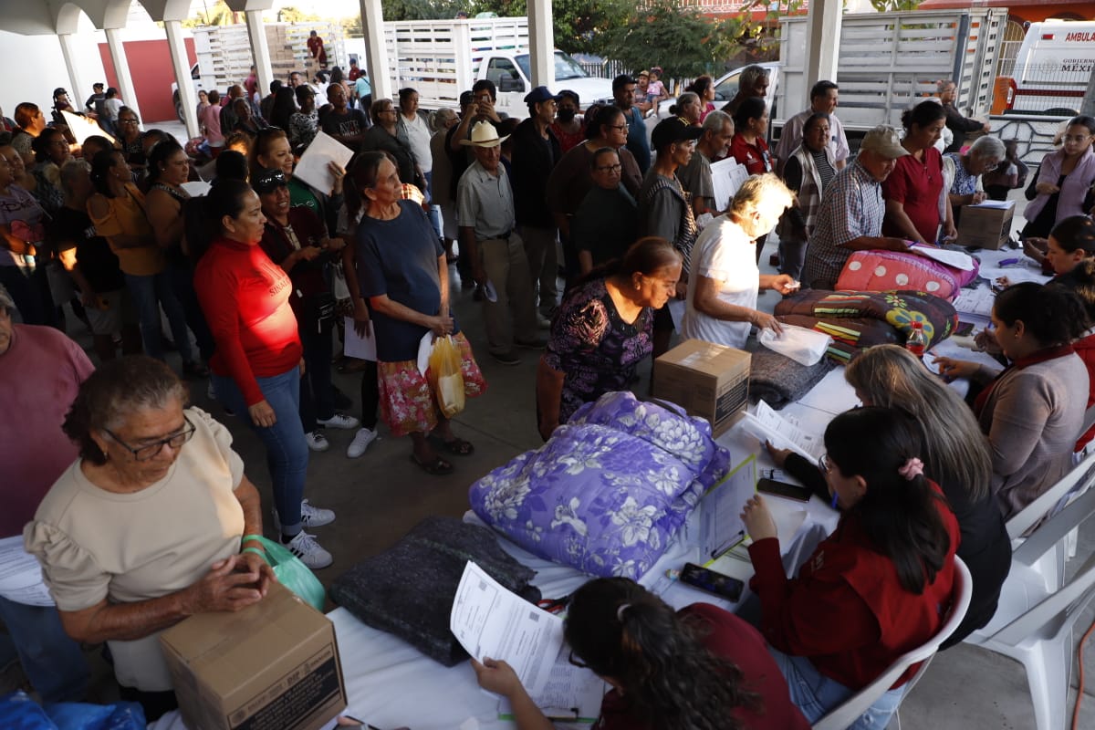 Con la Caravana de Apoyos Invernales, se entregan 3,600 apoyos en beneficio de 1,200 familias