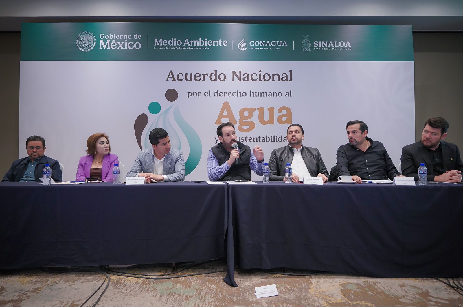 Garantizando el derecho humano al agua y la sustentabilidad en Sinaloa, de acuerdo al Plan Nacional Hídrico firmado por la Presidenta Claudia Sheinbaum, se llevó a cabo el foro de participación con empresarios, representantes del sector agrícola y de los módulos de riego