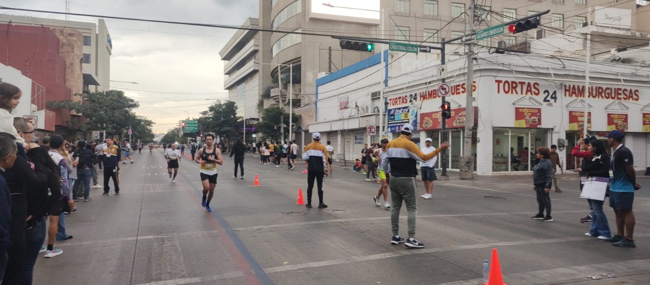 - Con gran entusiasmo, la Facultad de Educación Física y Deporte de la UAS está lista para apoyar diversas áreas del Maratón Internacional de Culiacán