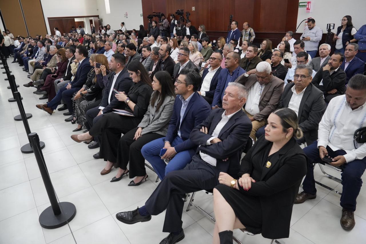 -	Se atienden niñ@s indígenas, vulnerables, en situación especial y migrante.
-	Comparece la titular de SEPyC, Gloria Himelda Félix, ante las y los diputados de la LXV Legislatura del Congreso 
