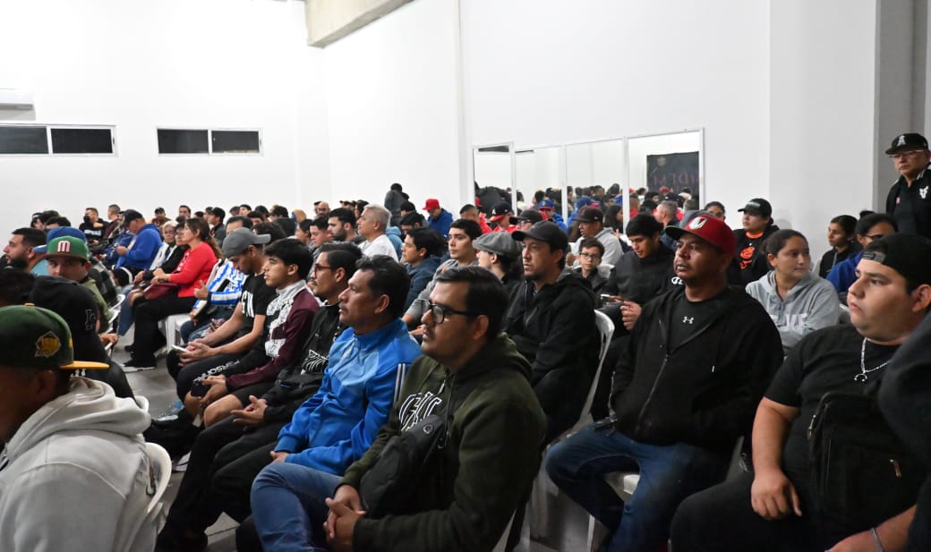 -	Concluye con éxito el Curso Intensivo para Promotores y Entrenadores organizado por el Instituto Municipal del Deporte Mazatlán, tras dos sesiones dedicadas a la capacitación en el uso de instalaciones deportivas, credencial Imdem y aprobación de proyectos, entre otros