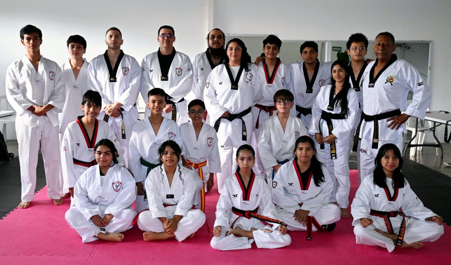 Organiza Femedees Seminario para deportistas, entrenadores y oficiales, en las instalaciones del Imdem