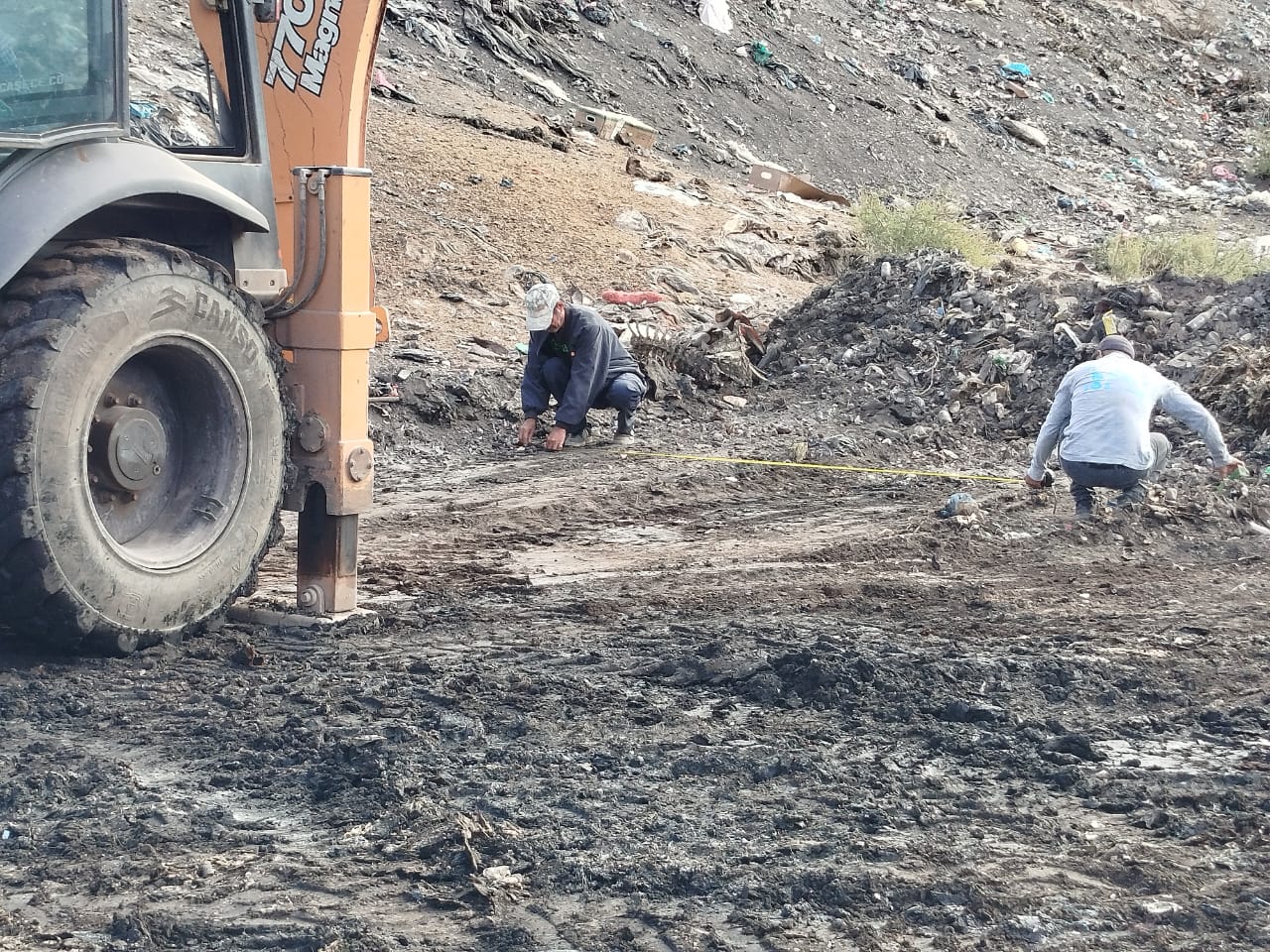 En Escuinapa dieron inicio los trabajos de construcción de fosas sépticas en el basurero municipal y en las instalaciones del rastro del municipio, para rellenar con materia orgánica.