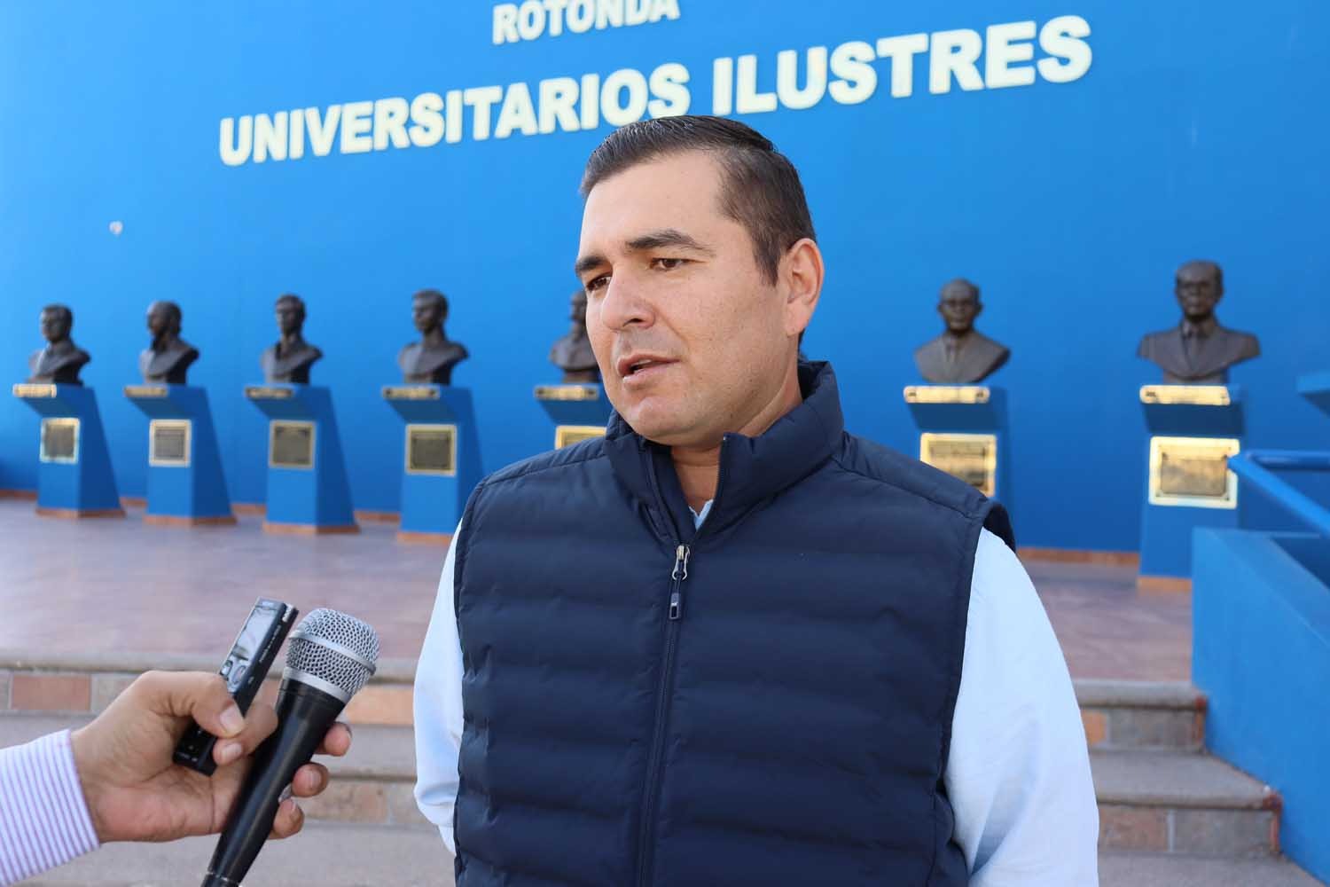 Ante la posibilidad de heladas en Sinaloa, los productores agrícolas deben tomar medidas para evitar daños en los cultivos, señaló especialista.