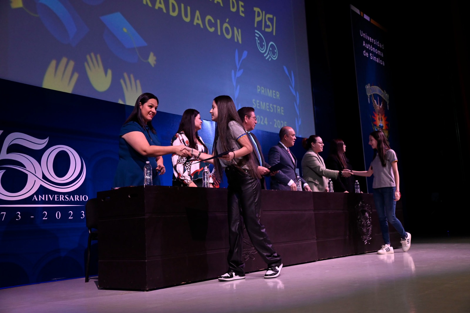 Se gradúan 170 estudiantes del Programa Infantil Sabatino de Inglés del Centro de Estudio de Idiomas de la UAS