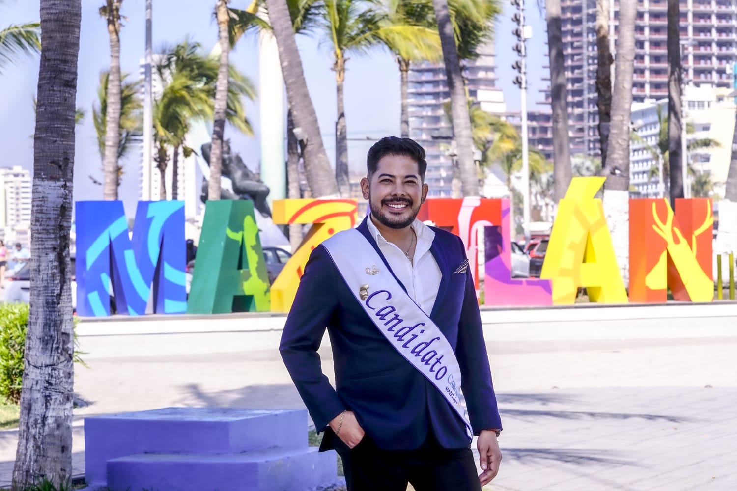 -	Quiero ganar para ser promotor turístico de Mazatlán: Sergio Osuna, candidato a Rey de la Alegría