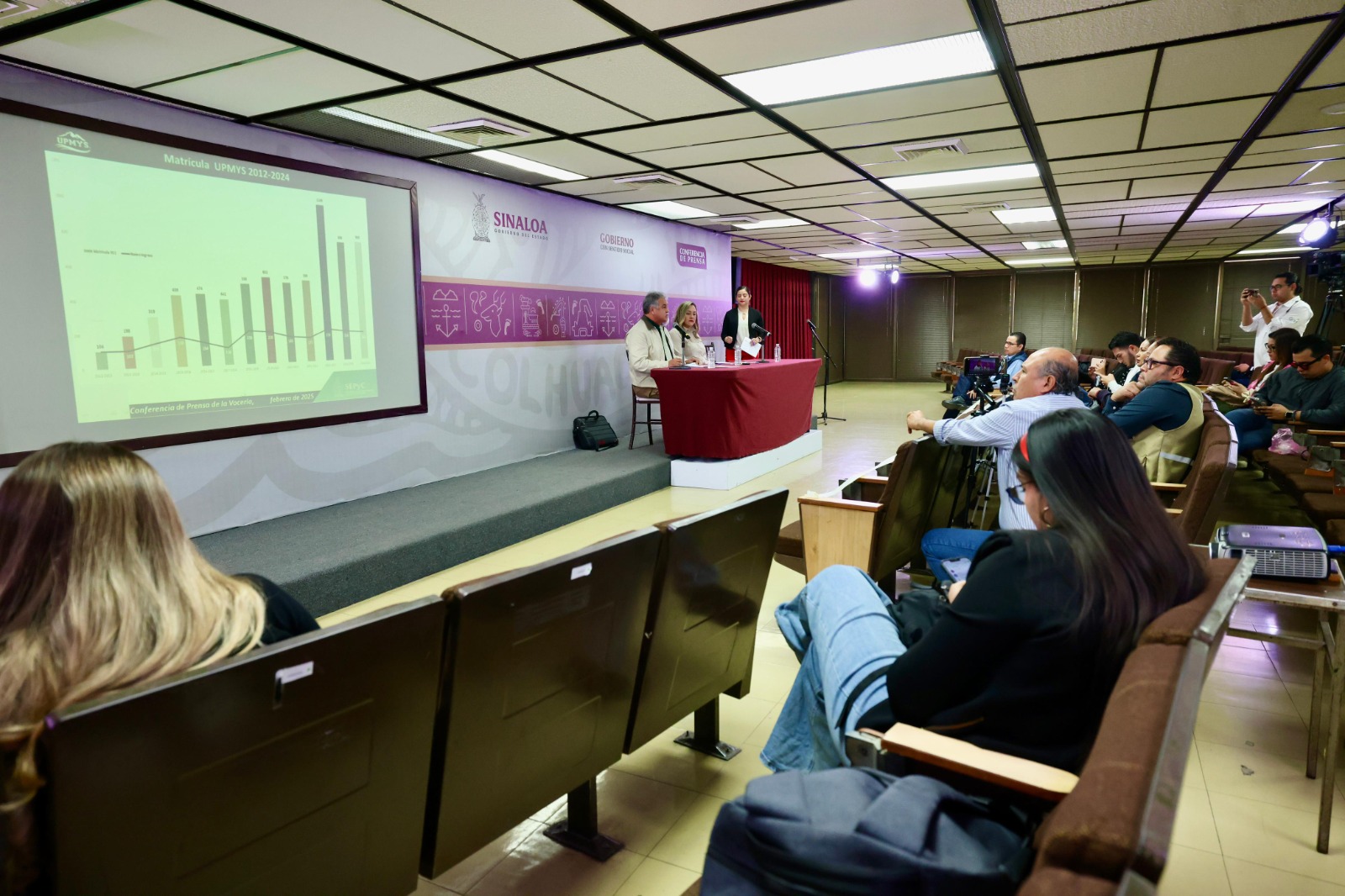 En este mes de febrero la Universidad Politécnica del Mar y la Sierra, ubicada en La Cruz, Elota, abrió su periodo de preinscripciones para todos aquellos jóvenes que habitan en el área de influencia de la institución, como son los municipios de Elota, Cosalá y San Ignacio, a fin de que puedan cursar una carrera universitaria en cualquiera de las 10 ofertas educativas que ofrece esta Universidad, con una duración de 3 años y 4 meses.