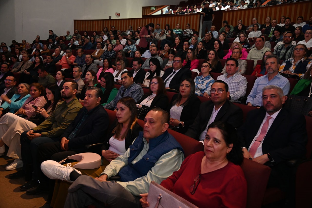 -	Gracias al trabajo que realizan los investigadores y a sus capacidades la UAS es la segunda universidad del país y primera en la región Noroeste en Acreditación de Programas Educativos: Rector Jesús Madueña Molina