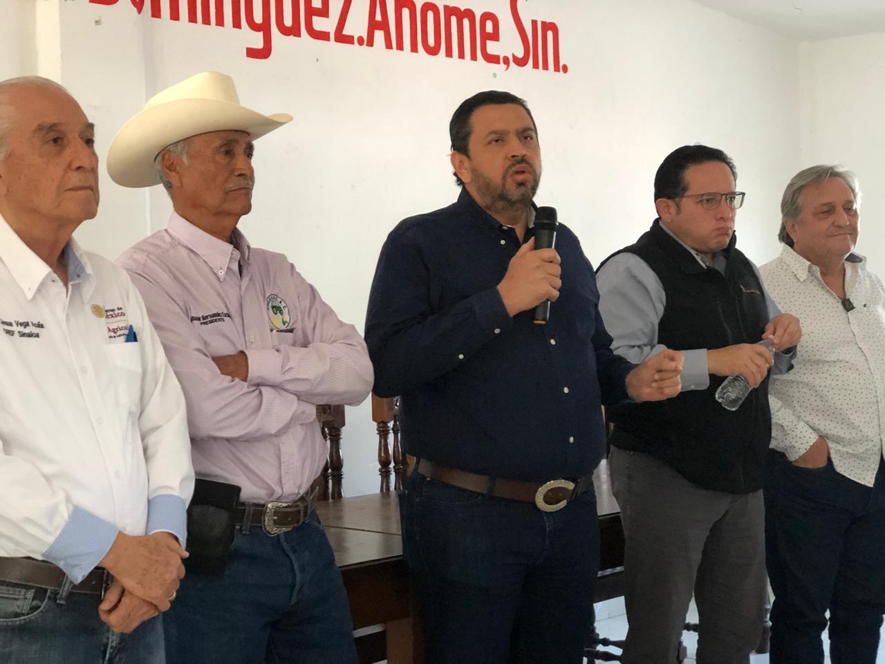 -	Pide Ismael Bello el voto de confianza de los productores
-	Junto con Santiago Arguello, Coordinador General de Agricultura, explicaron a productores los procesos de pago, ahora por SADER
