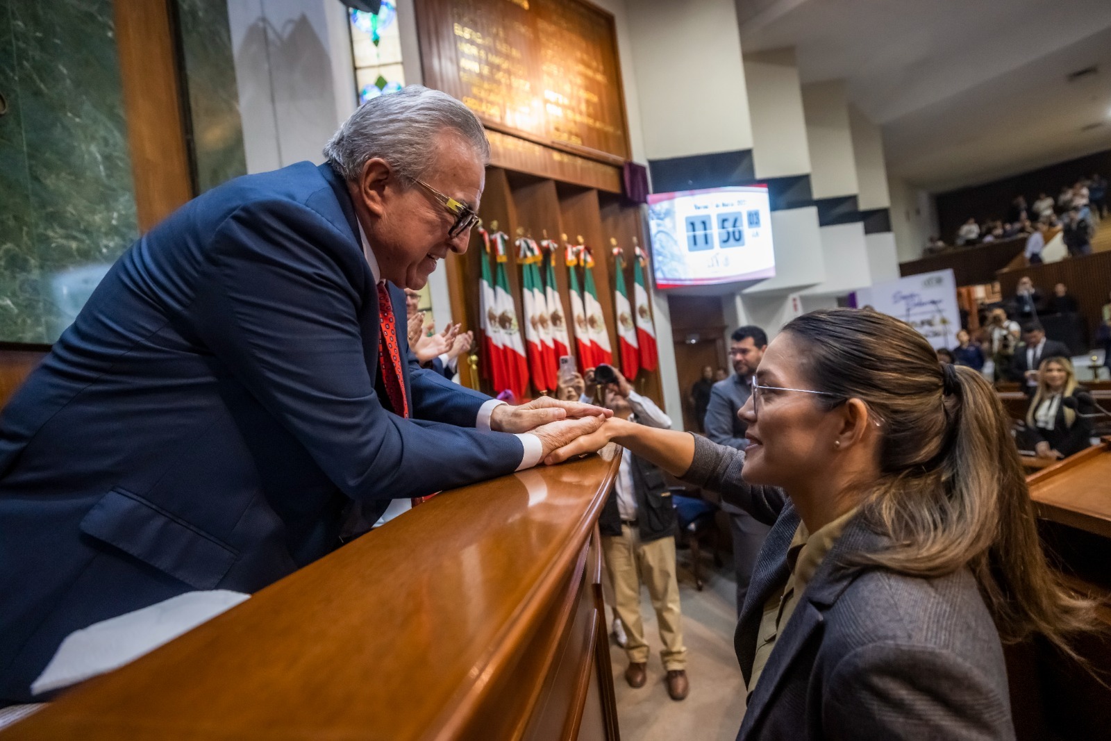 En Sesión Solemne el Congreso del Estado de Sinaloa inscribió este viernes con letras doradas en el Muro de Honor del Salón de Sesiones el nombre de la deportista olímpica "María del Rosario Espinoza", en reconocimiento a su aportación y contribución al deporte mexicano.