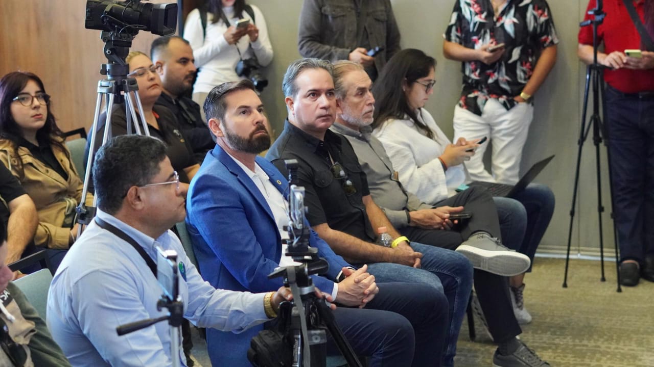 En un ejercicio de trasparencia, la secretaria de Turismo de Sinaloa, Mireya Sosa Osuna, presentó las acciones realizadas en tres meses al frente de la secretaría y el plan de trabajo para 2025, con inversión de 70 mdp solo para promoción en Mazatlán