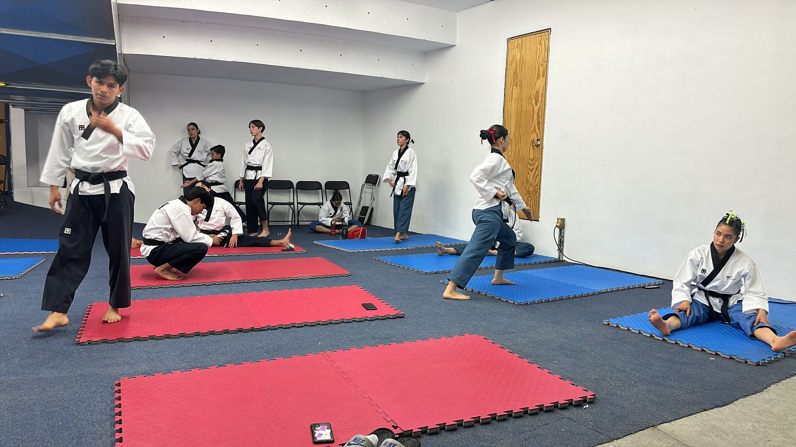 -	El mazatleco, Nery Alexander Frías Mozo, se mete al tercer lugar en el Campeonato Nacional de Poomsae, en la categoría Juvenil, con miras a regresar a la Selección Mexicana y previo a su participación en la etapa regional de Juegos Conade 