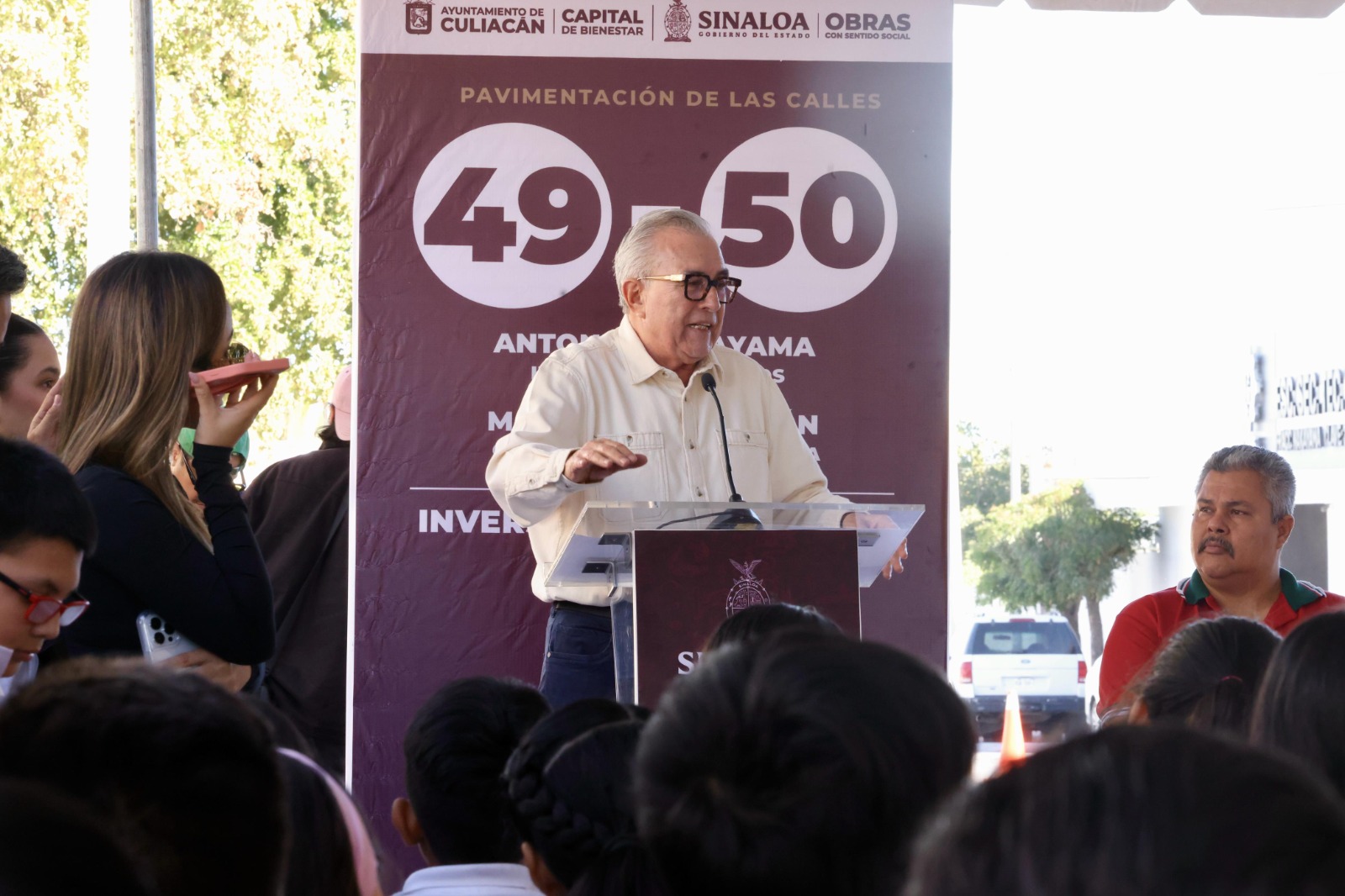 "Mejoramos condiciones de movilidad para alumnos y ciudadanos": Gobernador Rocha, al entregar calles en Barrancos