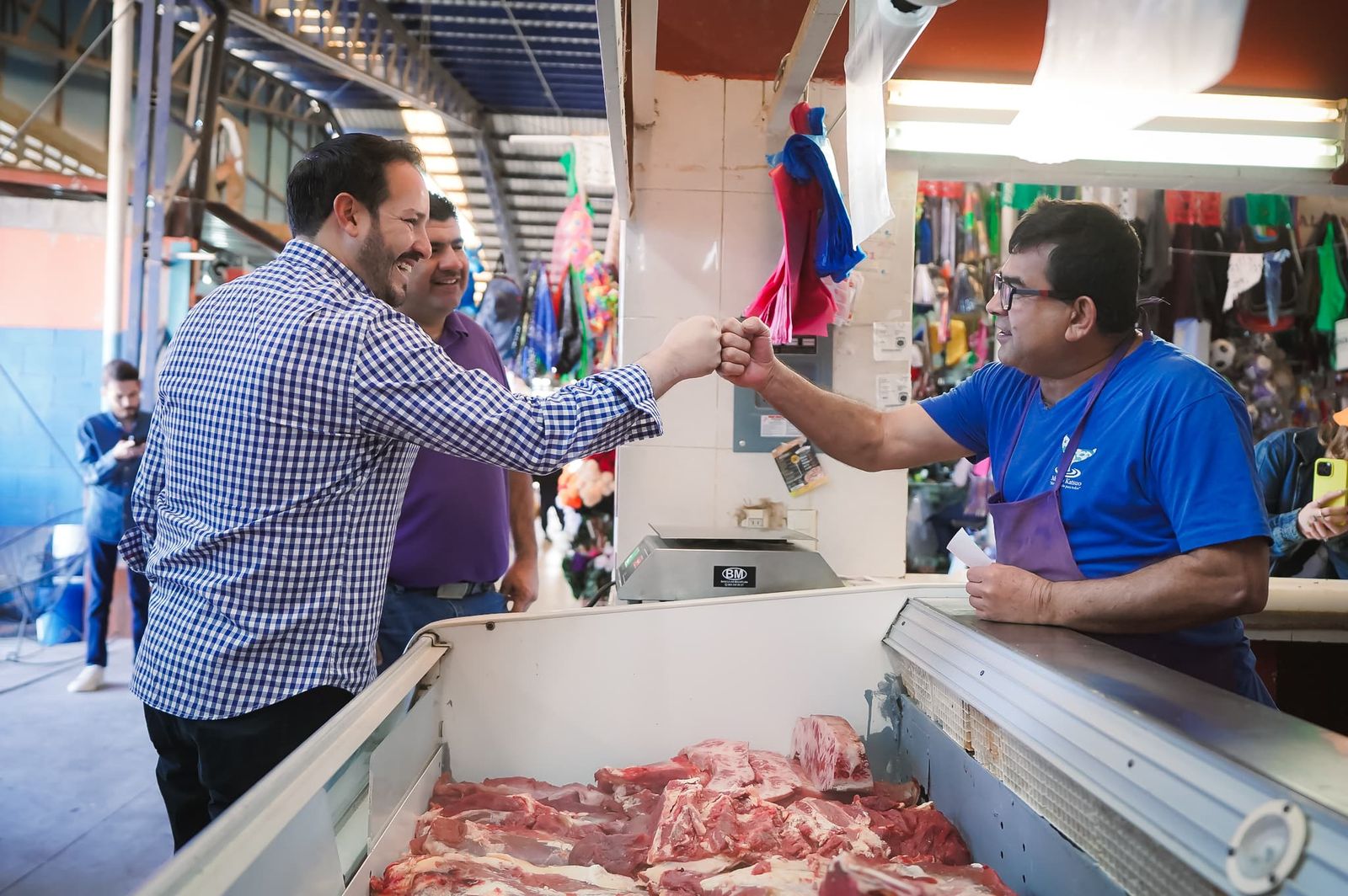 Hasta la fecha, se han distribuido más de 1,700 apoyos en Mazatlán, con una meta de 40 millones de pesos en créditos y apoyos directos.