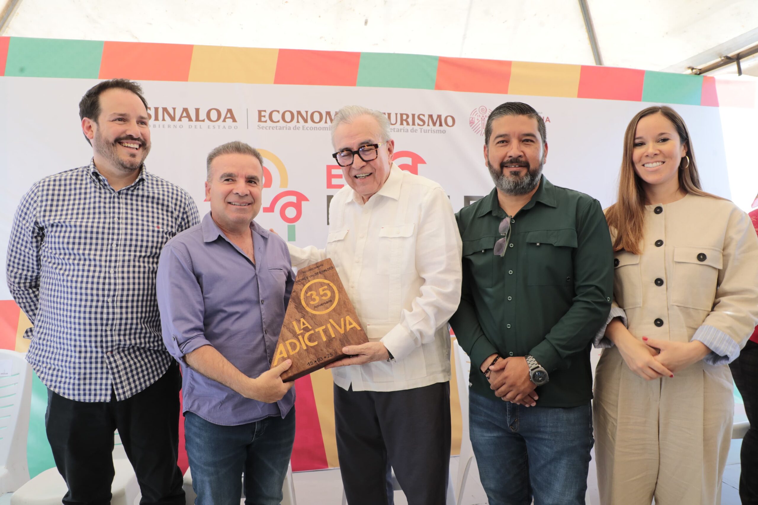 El mandatario sinaloense inauguró la Expo Mueble Concordia 2025, que se desarrollará los días 15, 16 y 17 de marzo, luego de cinco años de haber estado interrumpida