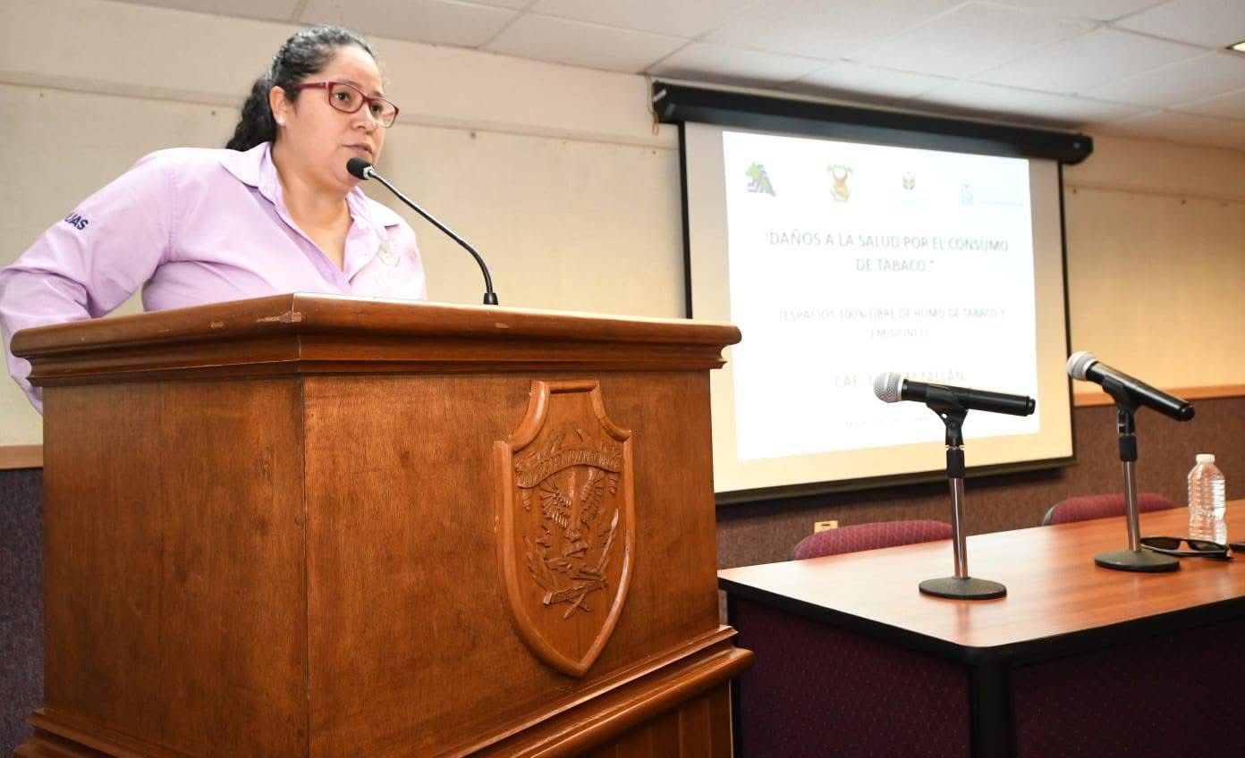 -	En charla para estudiantes el CAE genera conciencia sobre el daño que causan el tabaco y vapeadores