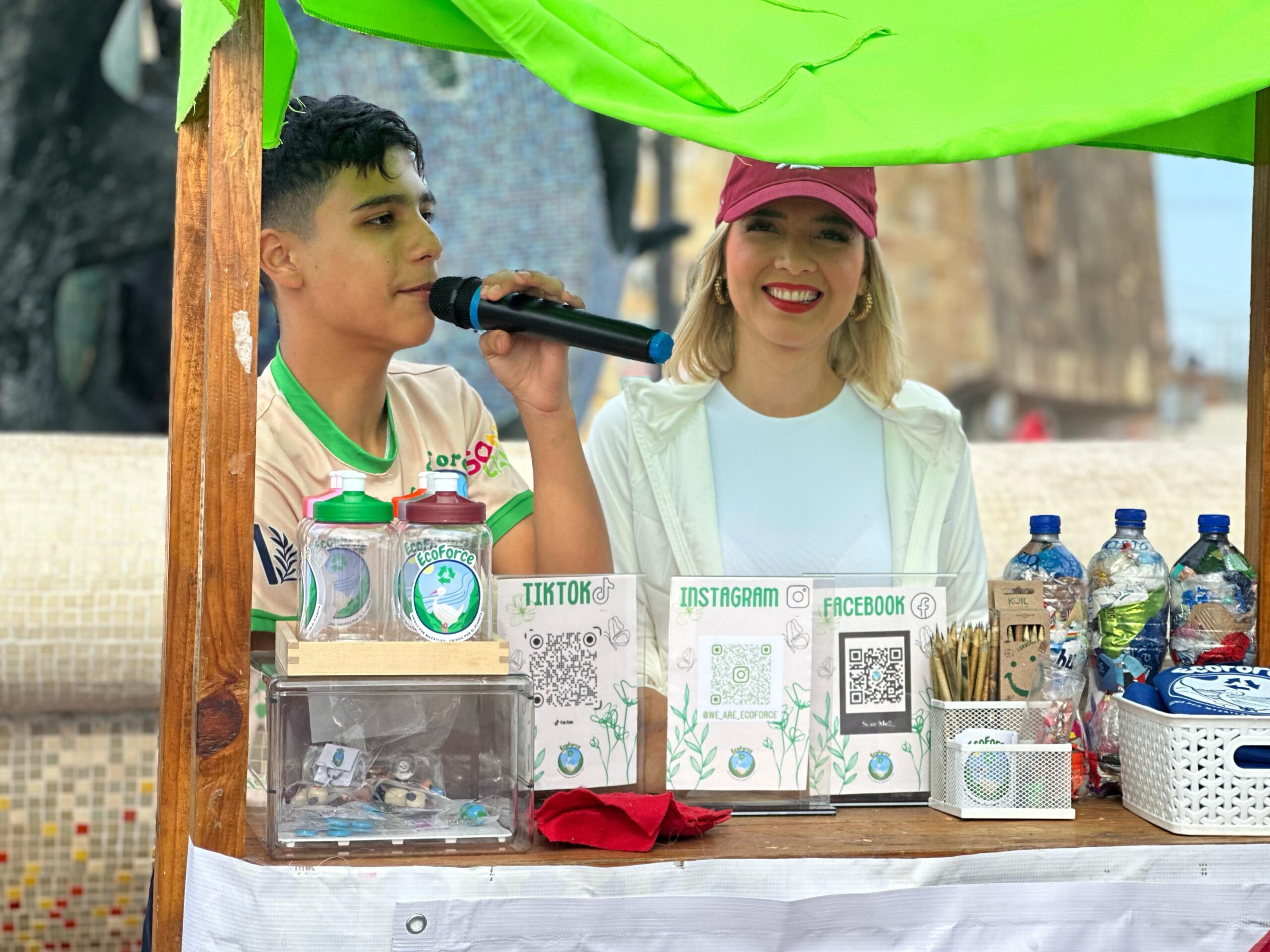 - Celebra Mazatlán Equinoccio de Primavera con un Encuentro Cultural y Ambiental
- La Presidenta Municipal, Estrella Palacios Domínguez, agradece la iniciativa del Director de Operadora y Administradora de Playas, Ángel García Contreras, los grupos colectivos y expositores por realizar esta actividad, que abona para que Mazatlán tenga un lugar mejor para vivir