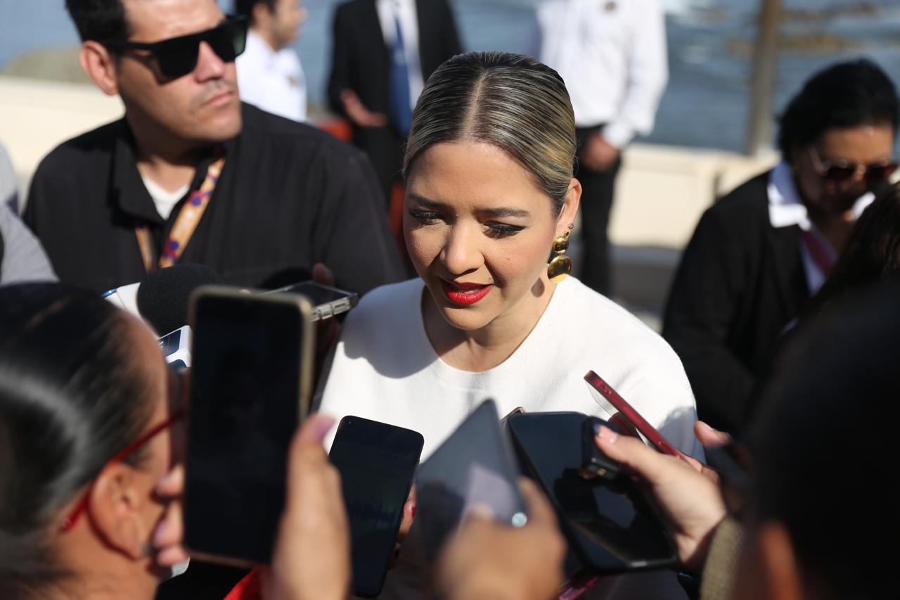 La Presidenta Municipal informa que las fuerzas interinstitucionales se encargarán de la supervisión y vigilancia en la franja costera y todo Mazatlán