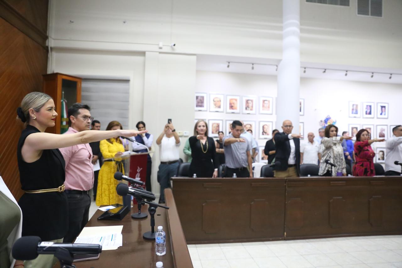 – La Presidenta Municipal, Estrella Palacios Domínguez, destaca que el consejo será un puente de diálogo y acción, permitiendo que todos los ciudadanos participen para el fortalecimiento de la educación