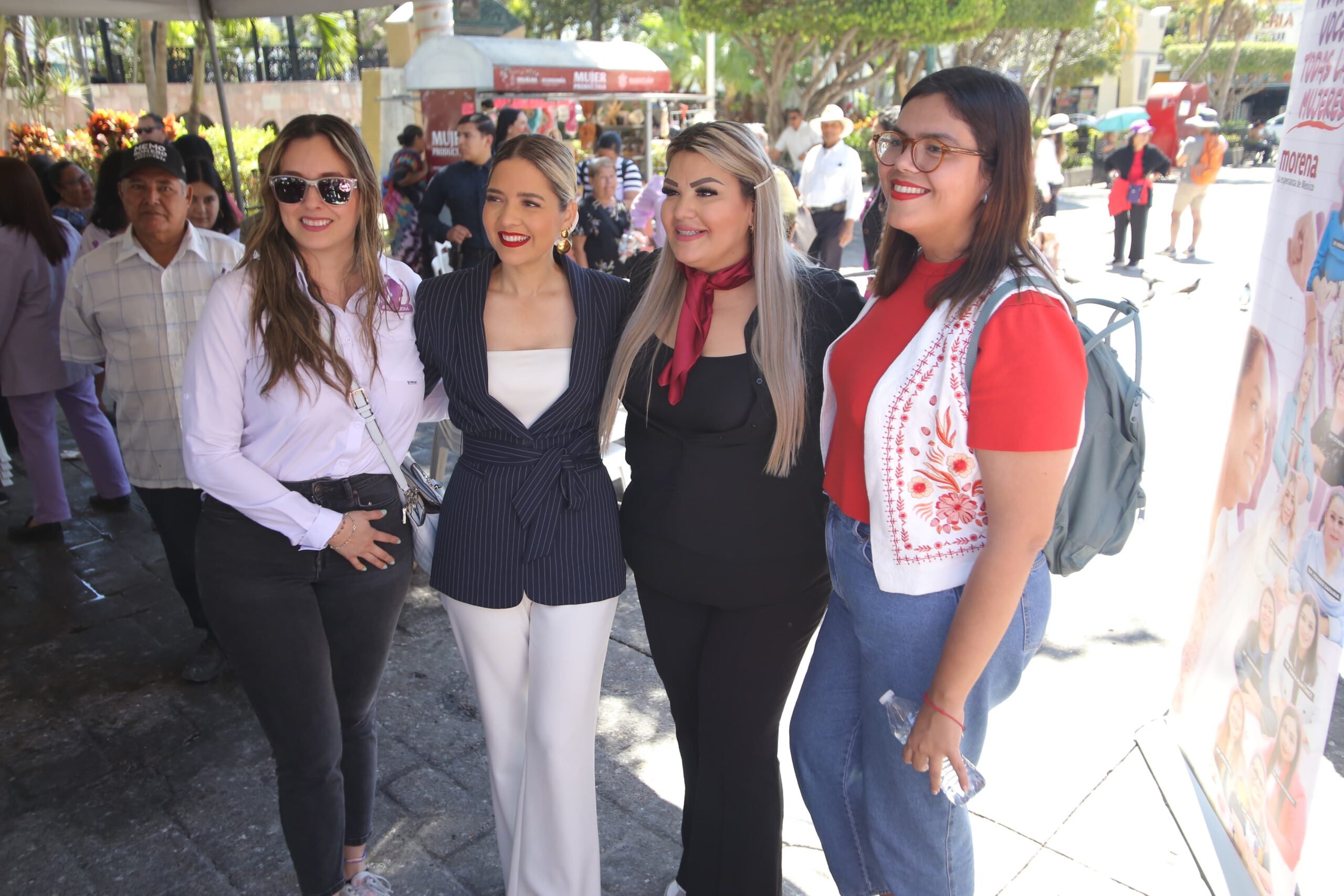 La Presidenta Municipal, Estrella Palacios Domínguez, destaca que con el actual gobierno se vive un momento de transformación de fondo en la sociedad, el más feminista en la historia de Sinaloa