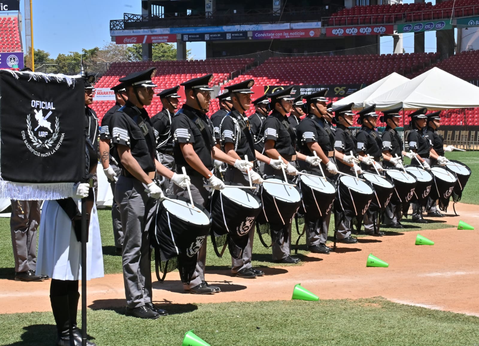 Con el apoyo del Gobierno de Mazatlán y el Instituto Municipal del Deporte, la edición 13 del evento celebrado el fin de semana concluye con éxito con la exhibición de bandas de guerra representantes de Tijuana, Zacatecas, Durango, Nayarit y Sinaloa

