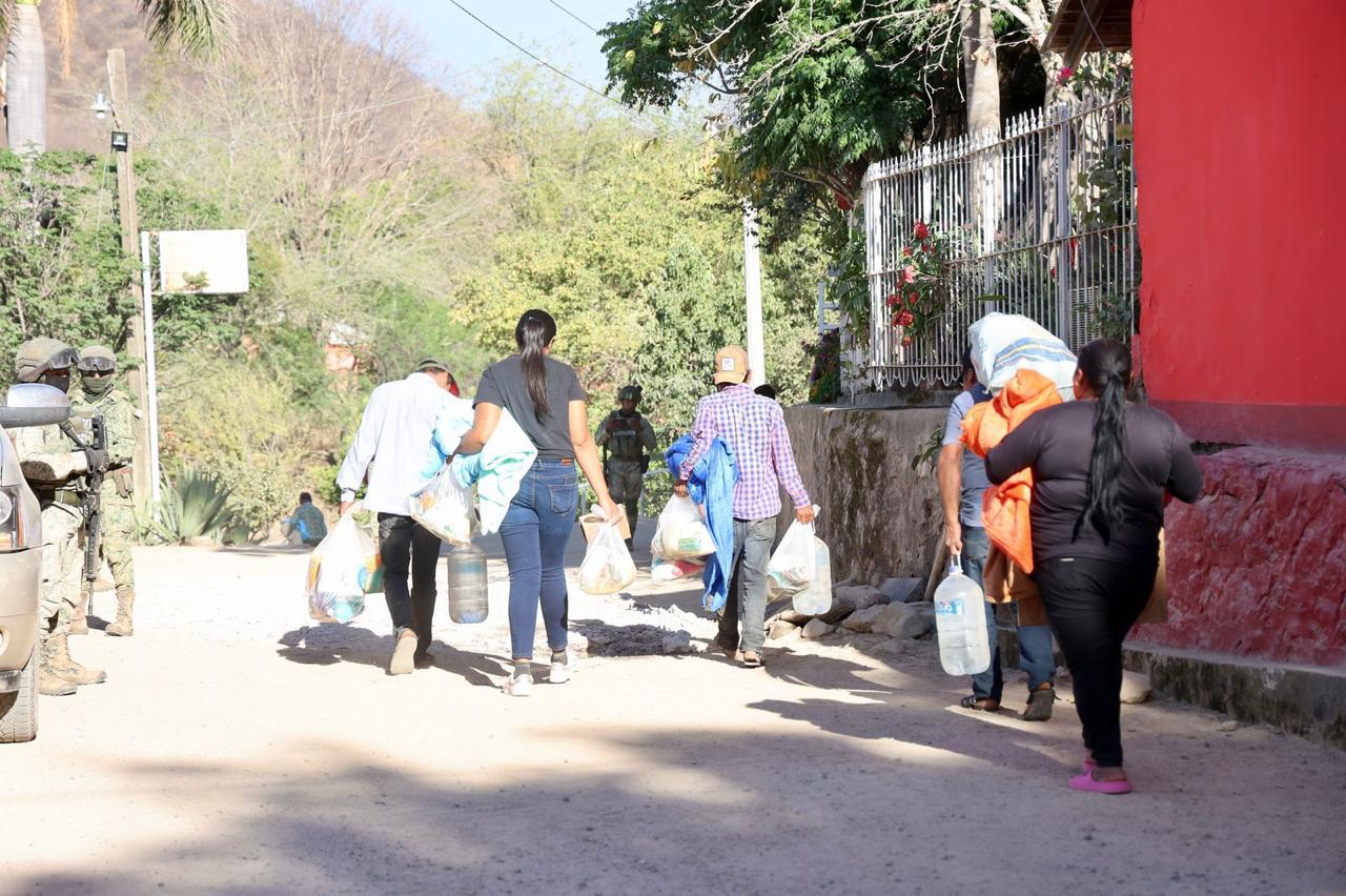 Familias de las comunidades de Bacayopa, Casas Viejas y San Simón expresan sentirse tranquilas y no desean dejar sus lugares de origen: SEBIDES