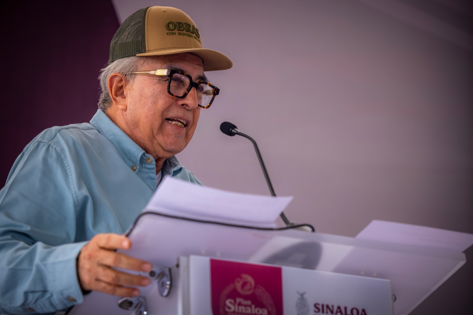 El mandatario estatal puso en marcha los trabajos del malecón margen izquierdo del río Culiacán, que forma parte de las 62 obras que generarán 20 mil empleos directos e indirectos del Plan Sinaloa para la Reactivación Económica y Social.