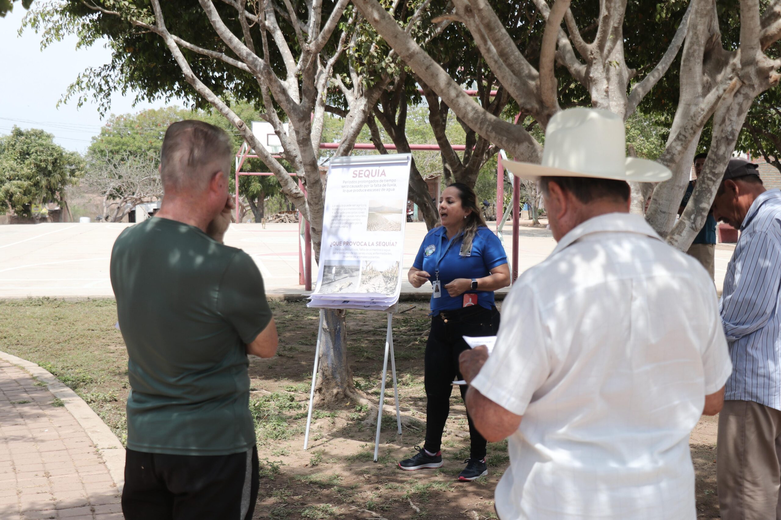 Habitantes de El Vainillo, La Tuna y San Francisquito se concientizan sobre la sequía