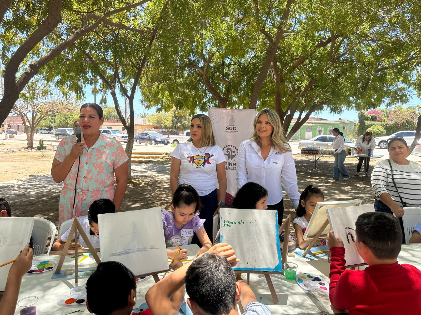 En el marco del Día de la Niñez la Secretaría Ejecutiva del SIPINNA puso en marcha la campaña” Mis Derechos Mis Poderes” y visitó planteles de educación básica.