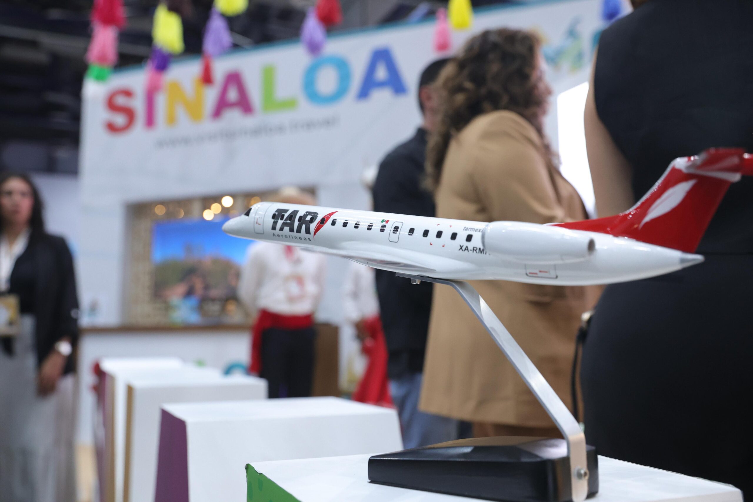 En el marco del Tianguis Turístico 2025 que se lleva a cabo en Baja California, se anunciaron nuevas rutas de Los Mochis a La Paz y Chihuahua, de la aerolínea TAR