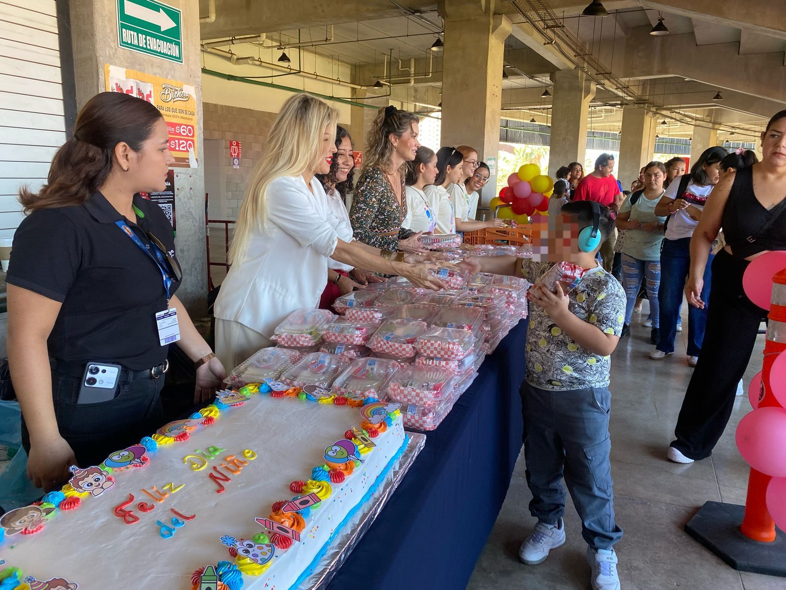 Las y los pequeñines viven un divertido festejo lleno de color en la casa de Venados de Mazatlán