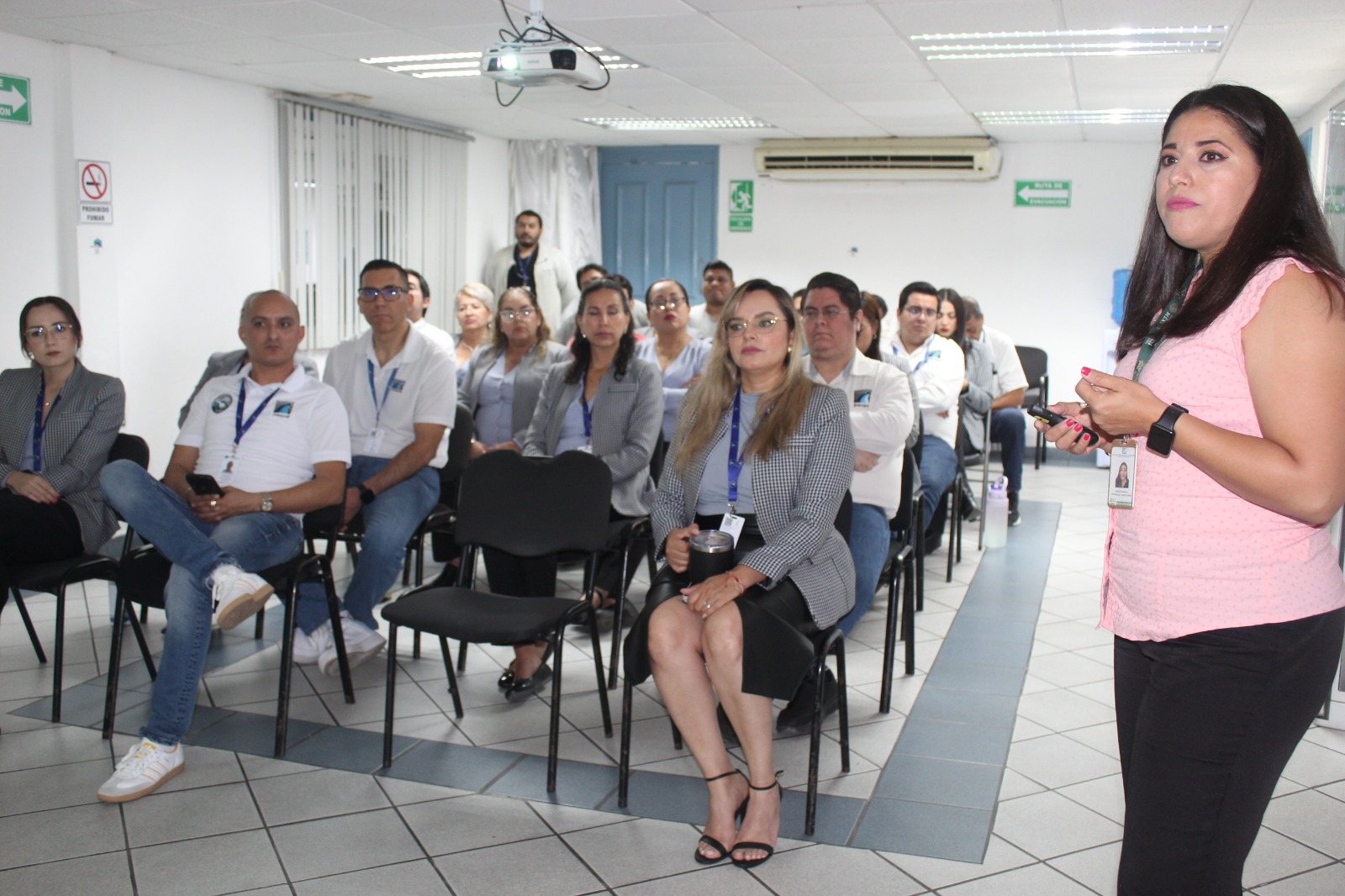 Experta del IMSS acude a las oficinas del organismo operador, para ofrecer una conferencia informativa para evitar este tipo de incidentes que ponen en peligro la salud de los trabajadores