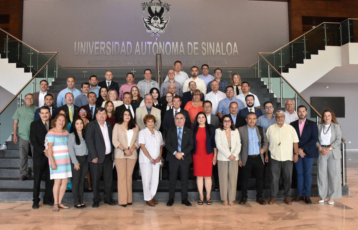 Iniciaron formalmente los trabajos de la Visita In Situ de la Comisión de Pares Académicos Externos de los Comités Interinstitucionales para la Evaluación de la Educación Superior (CIEES) para evaluar a la Universidad Autónoma de Sinaloa (UAS) con fines de obtener la Acreditación Institucional, lo que reafirma el compromiso de esta Casa de Estudios con la excelencia académica y la mejora continua en la educación Superior.