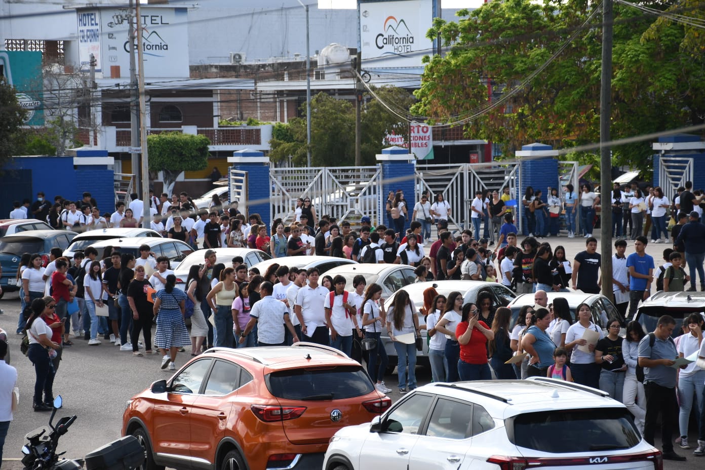 Promoción de Mazatlán rinde frutos.
- La buena imagen debe de cuidarse.
- Abarrotan aspirantes los espacios universitarios.
- Jumapam realiza una lucha titánica.